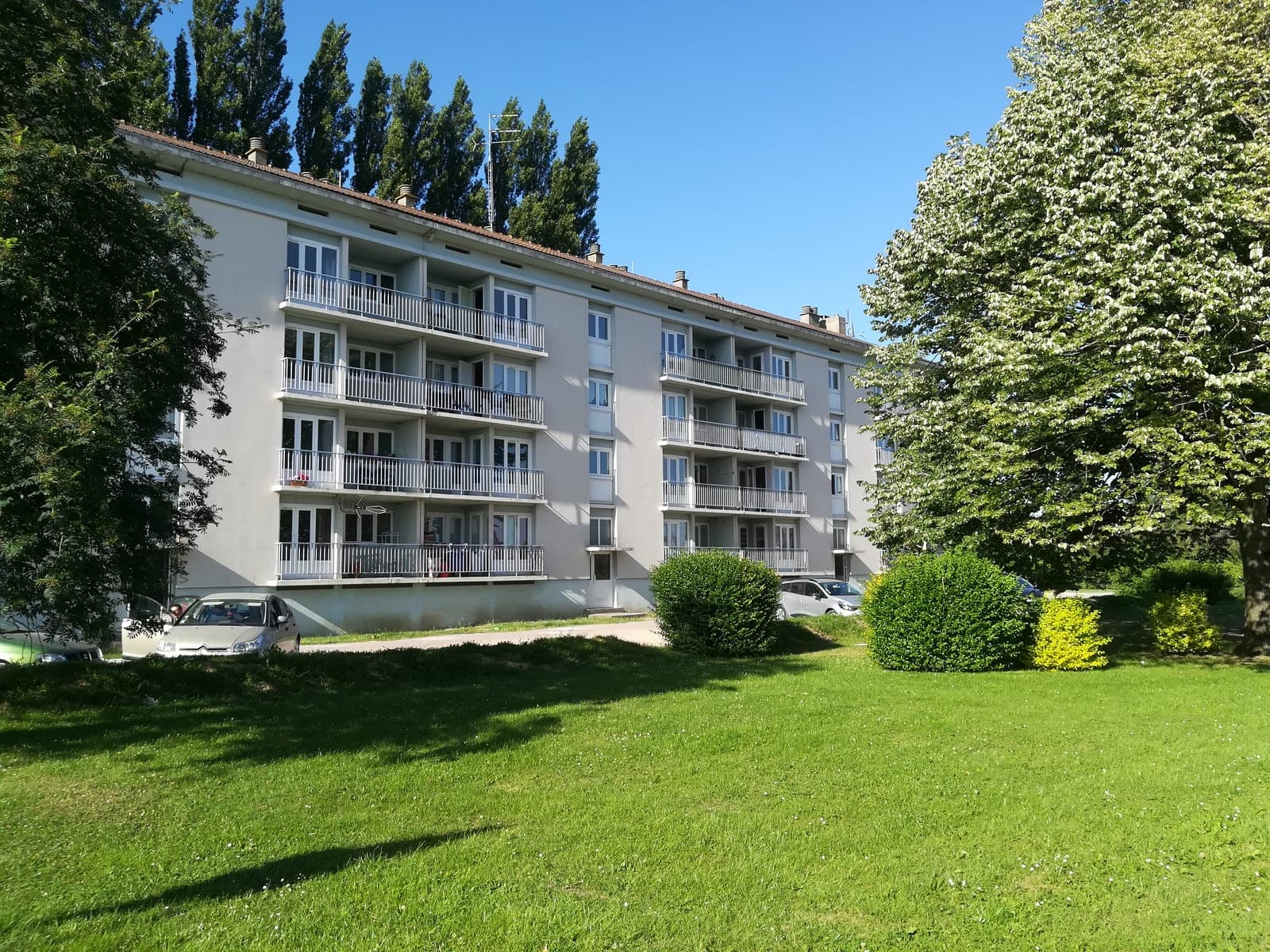 Immeuble de rapport — 48 lots — 3274 m² — Isbergues (62)